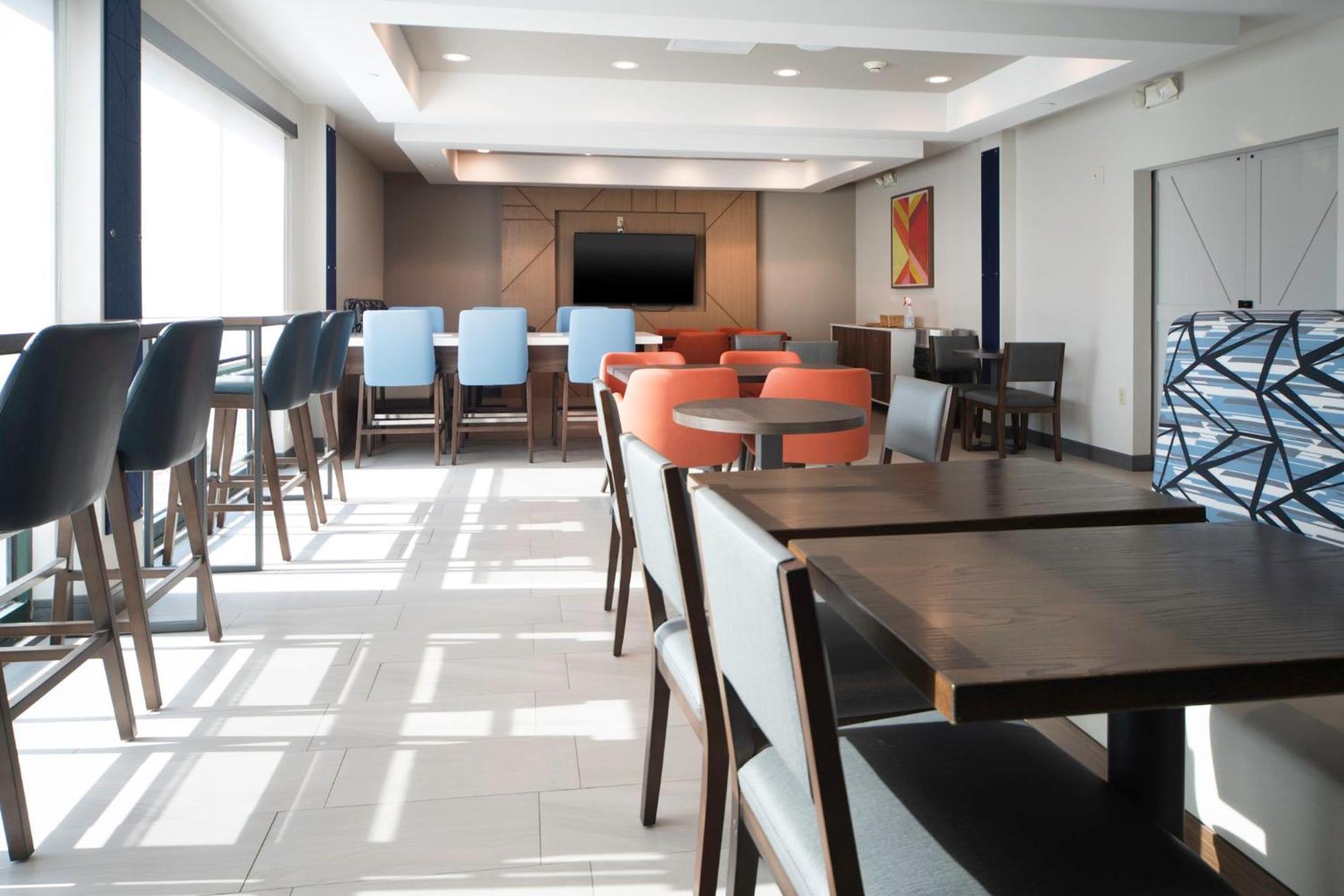 Holiday Inn Express Suites Little Rock West By Ihg Exterior photo