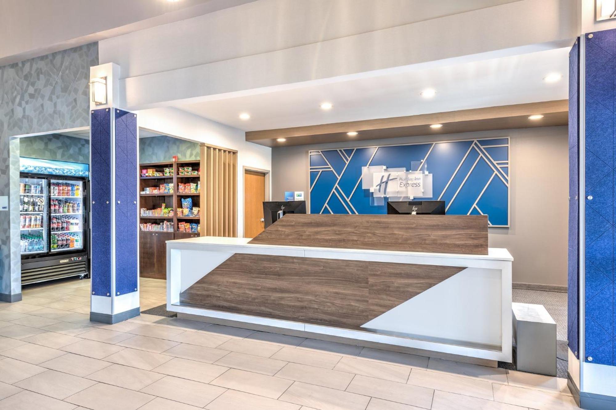 Holiday Inn Express Suites Little Rock West By Ihg Exterior photo