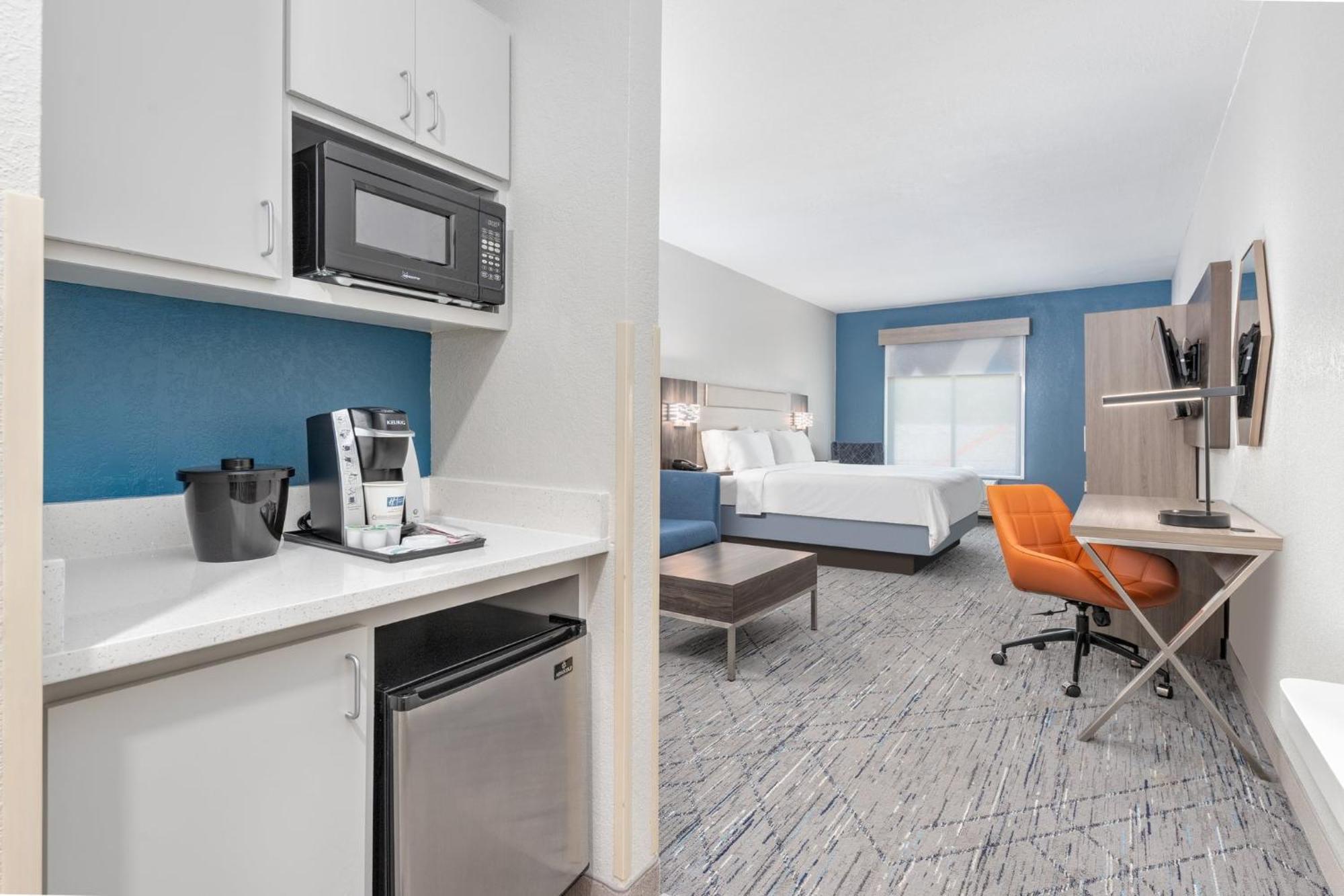 Holiday Inn Express Suites Little Rock West By Ihg Exterior photo